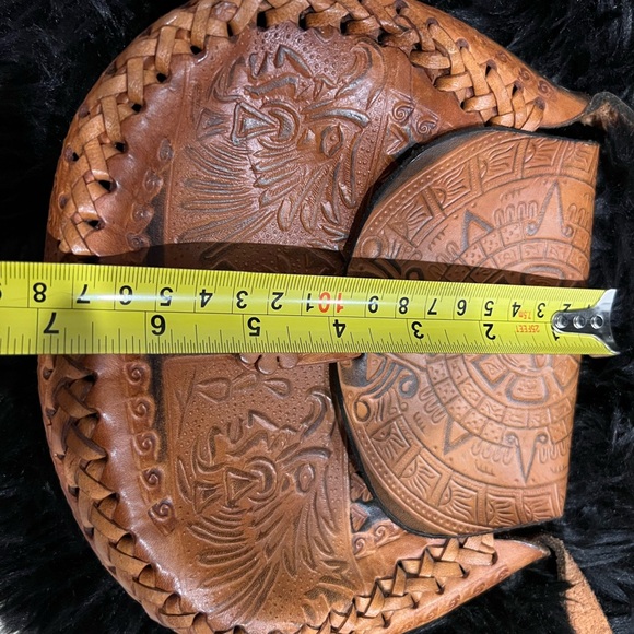 Vintage Tooled‎ Leather Mini Crossbody Bag - Picture 13 of 15